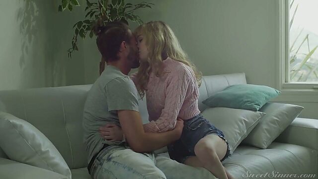 Petite blondie Mackenzie Moss swallows boyfriend's cock and gets rammed