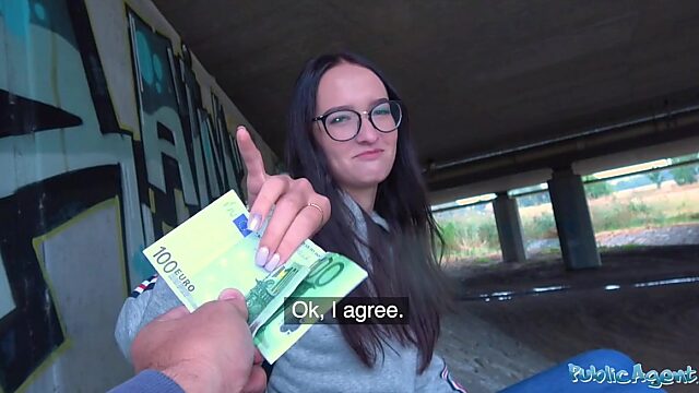 Skinny teen Sasha gets her pussy pumped outside and gets cash for it POV