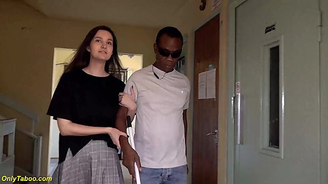 Kind teen helps a fake blind man and gets rewarded by his bbc