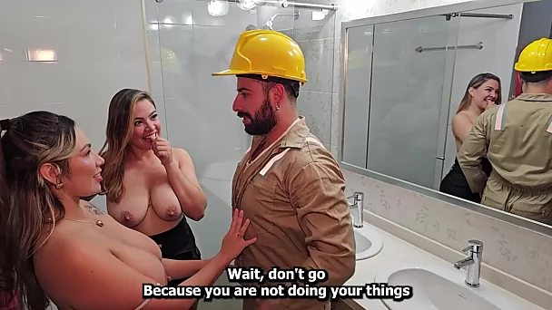 Strapon biseks video