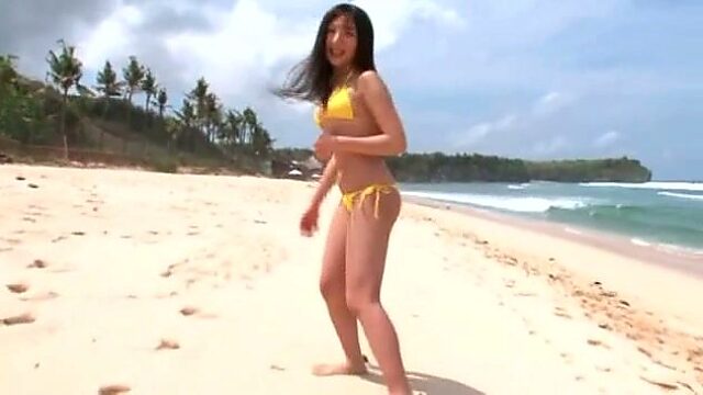 Sexy driver in bikini Lyrian wanna have some fun on the beach